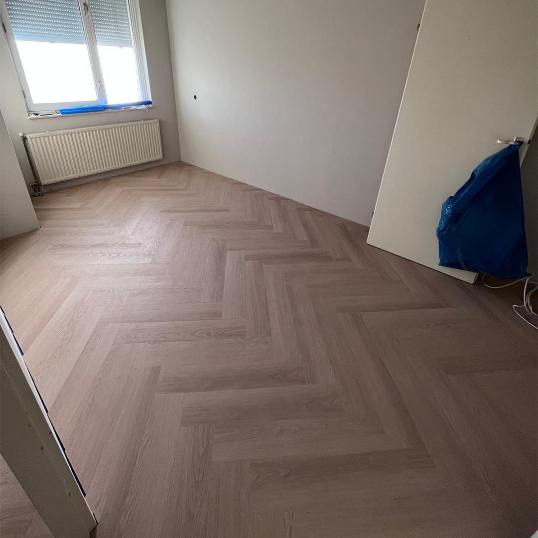 R. Meeuwenoord Timmerwerken_0003_IMG-20251202-WA0032